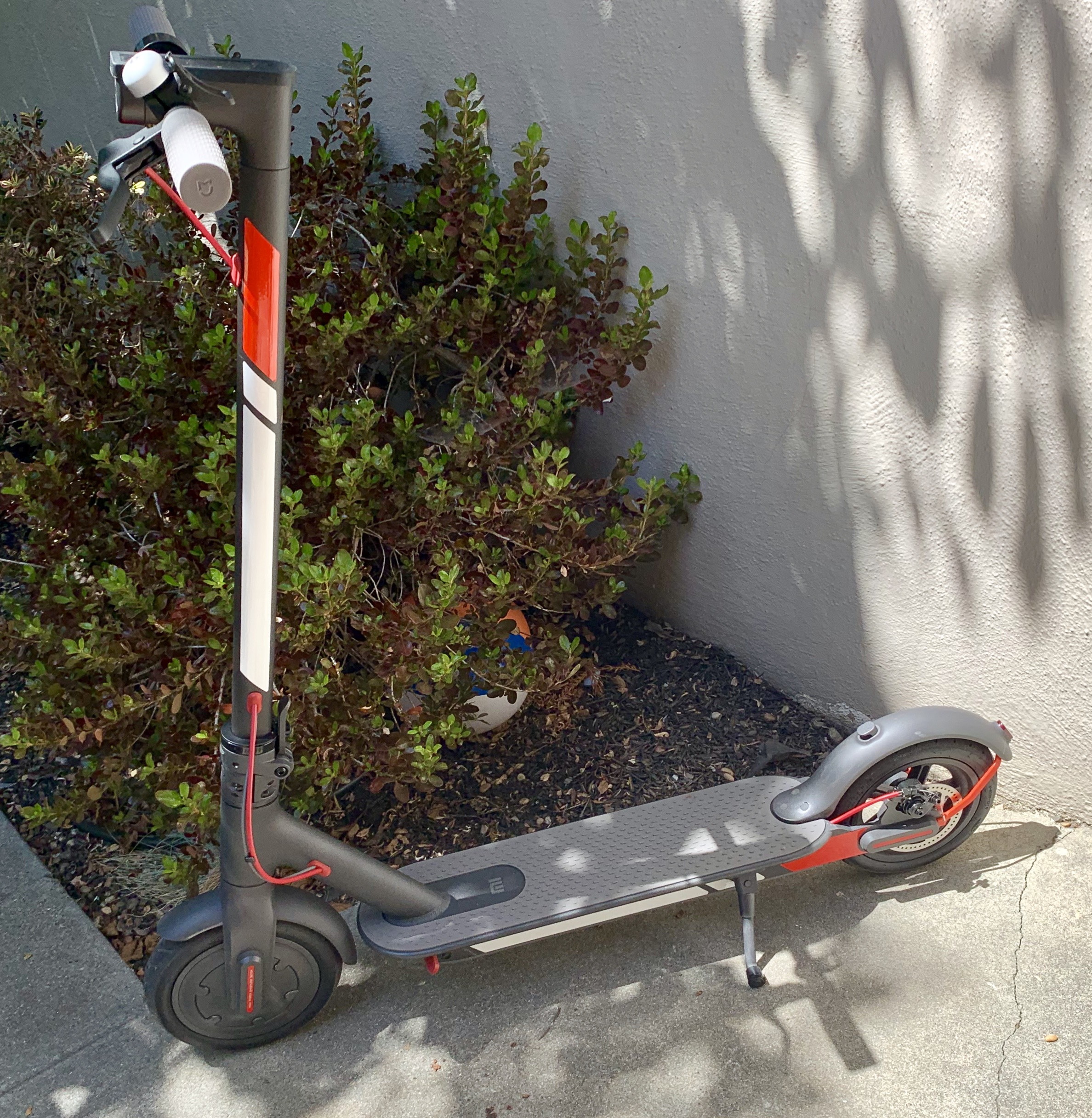 Dismount® - Commercial Lockable Scooter Parking Racks - Ground Control  Systems