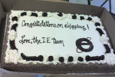 Cake sent to Firefox team by IE team